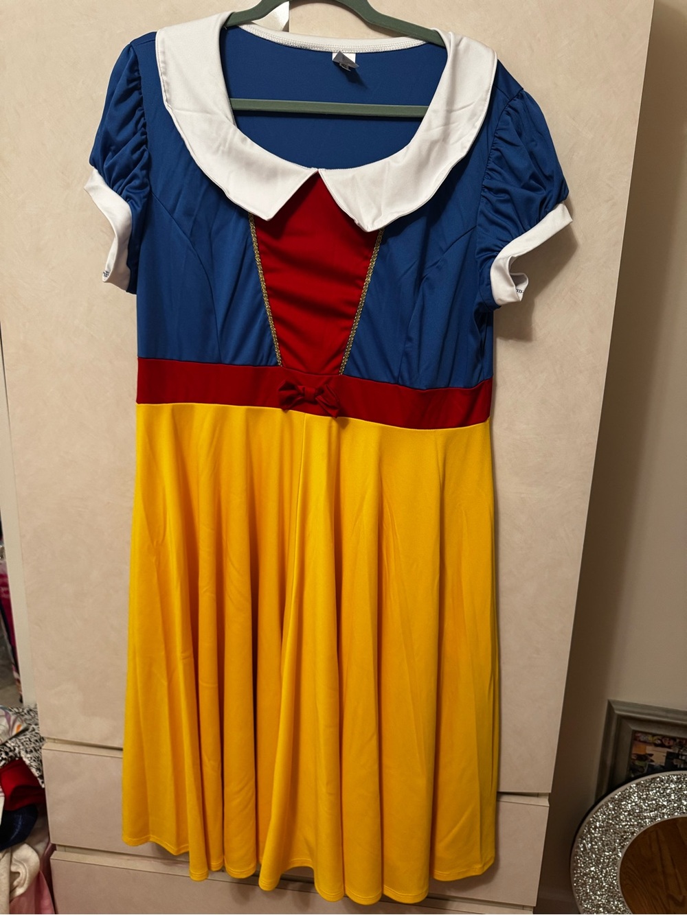 Snow White Twirl Dress. Little adventures size 18. Rare find.